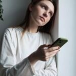 هل ما زال يحبني رغم الصمت؟ علامات تكشف حقيقة المشاعر بعد الفراق مع الشيخ عمر